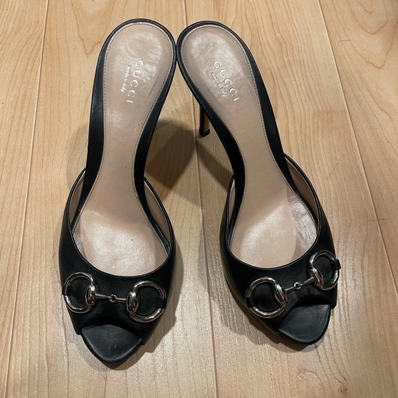 Gucci heels - Picture 1 of 4